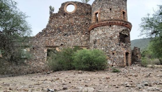 El lujoso rancho perdido en Hidalgo, donde entre ruinas hay tesoros enterrados