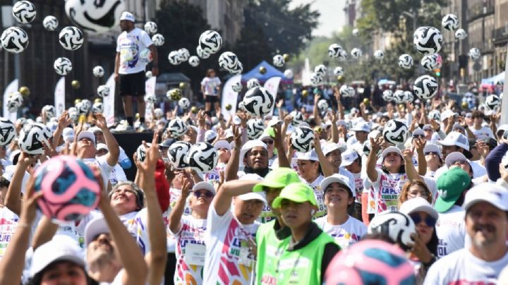 GALERÍA: CDMX alcanza Récord Guinness por clase de futbol más grande del mundo
