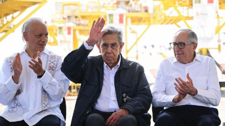 Pemex anuncia desde Veracruz a Cuauhtémoc Cárdenas al frente de nueva Comisión