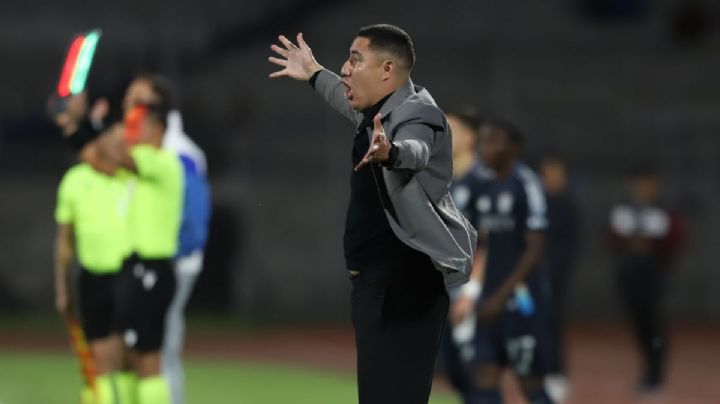 ¿Cuánto pagará Efraín Juárez de multa tras su polémico festejo en el Pumas vs Cruz Azul?