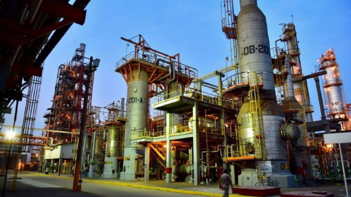 Alza del petróleo por guerra en Medio Oriente no impacta a México: Sheinbaum