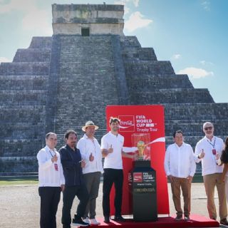 Copa del Mundo llega a Chichén Itzá con Díaz Mena