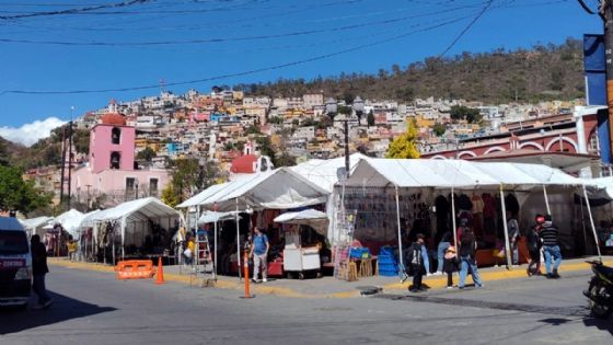 Alcalde de Pachuca anuncia reubicación de ambulantes en abril