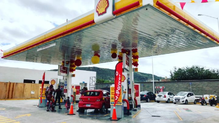 Esta gasolinera en León vende la gasolina Premium más cara de todo el país