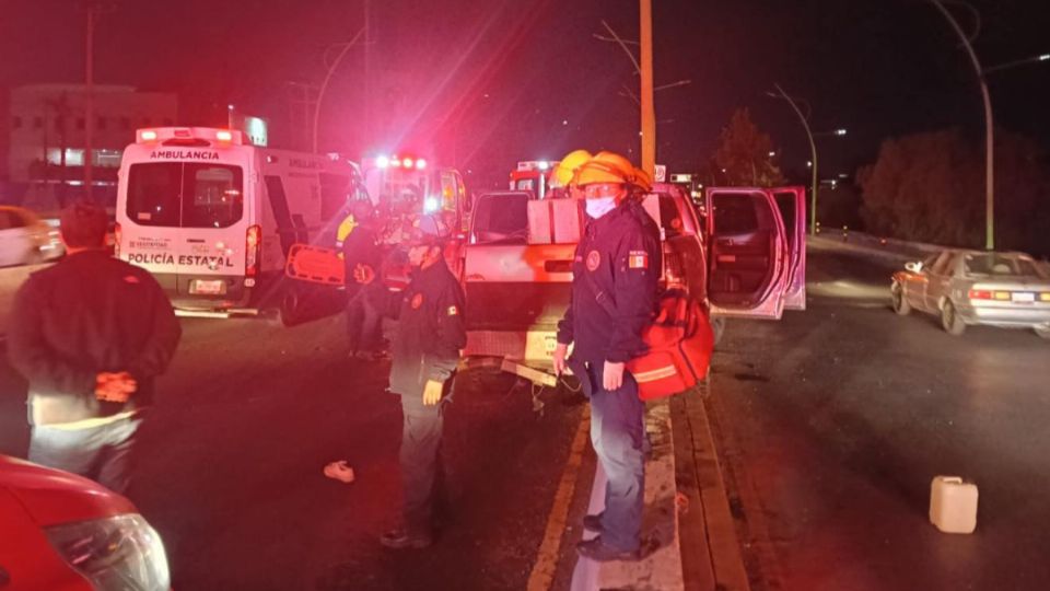 Un fuerte percance vial en el Blvd. Colosio, frente a Gran Patio, movilizó a cuerpos de seguridad tras reportarse ocho heridos y una víctima mortal.