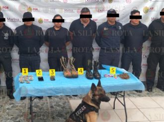 Cateo en comandancia de Coscomatepec; detienen a 6 policías municipales con droga