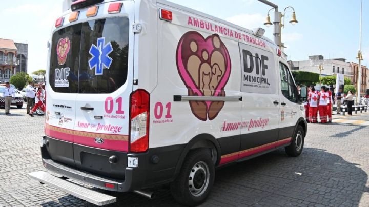 Refuerzan asistencia social con nueva ambulancia para el DIF de San Andrés Tuxtla