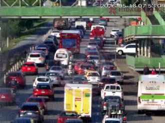 ¡Evita retrasos este lunes! Así va la carga vehicular en Pachuca