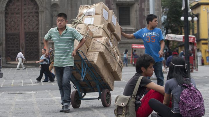 Crece informalidad en México; en un año se sumaron 466 mil personas más a esa condición: Inegi