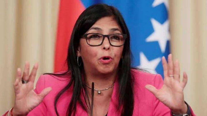 Delcy Rodríguez llega a Países Bajos para defender el Esequibo ante la Corte Internacional