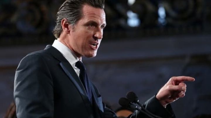 Gobernador de California demanda rescindir despliegue de tropas en California