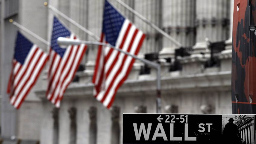 Wall Street ignora la decisión de Trump de destituir a gobernadora de la Fed y abre plano