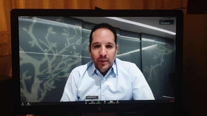 Pancho Domínguez, ex gobernador de Querétaro, se pelea dentro de un bar