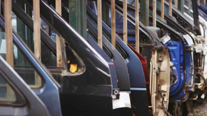 ¿Qué empresas automotrices han despedido empleados por los aranceles de Trump?