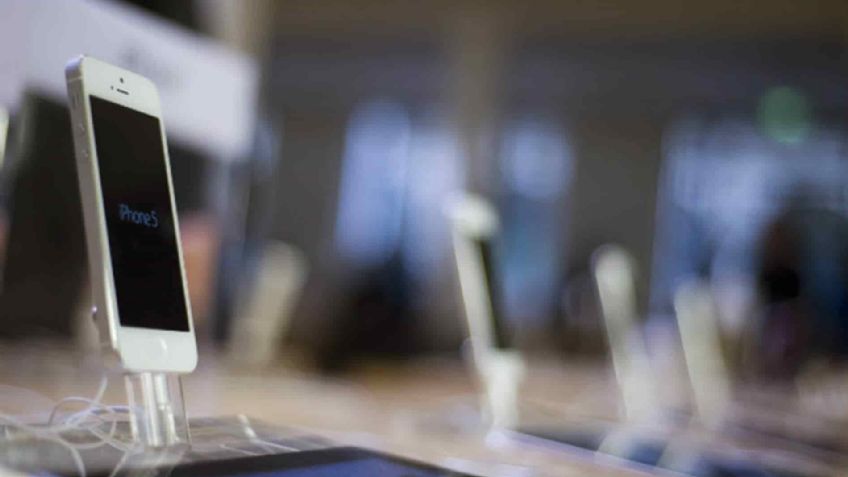 Telefónica podría dejar México tras 25 años; negocia con Virgin Mobile