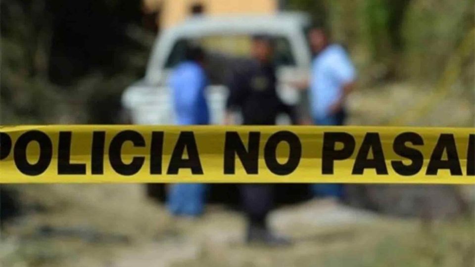 La esposa y madre de la familia se encuentra grave tras recibir balazos