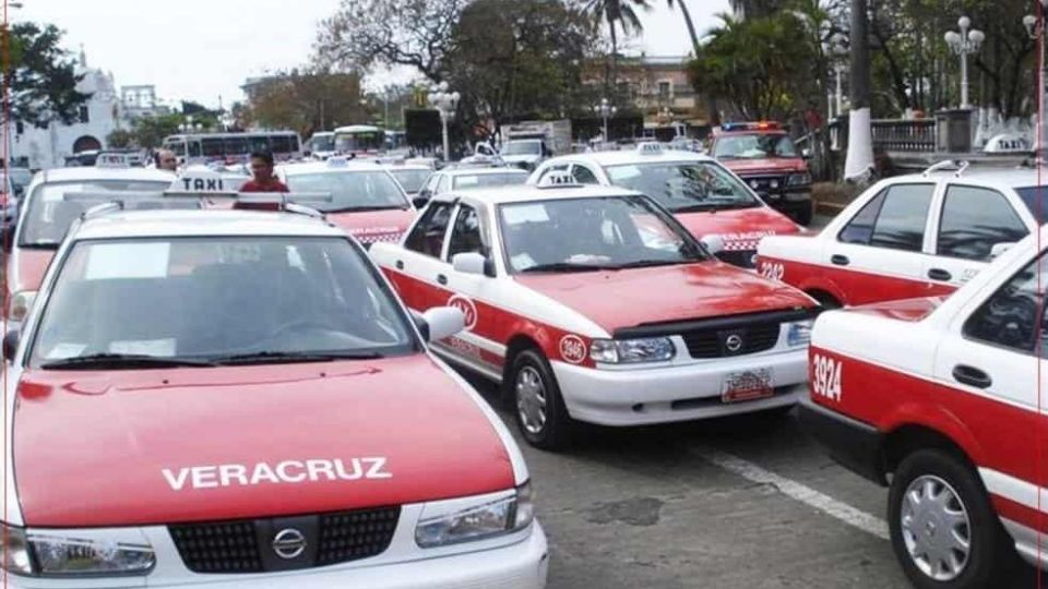 El conductor arrancó mientras el hombre subía como pasaje y le pasó encima