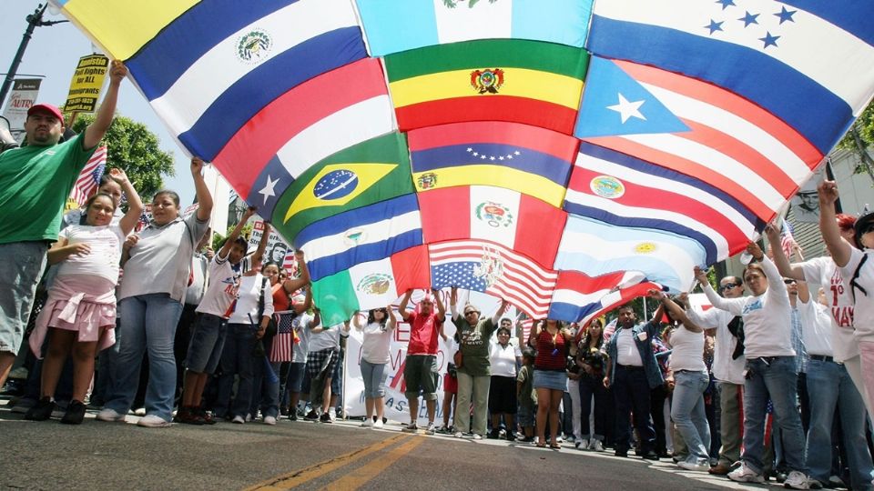 El peso de los latinos equivale a la séptima economía del mundo
