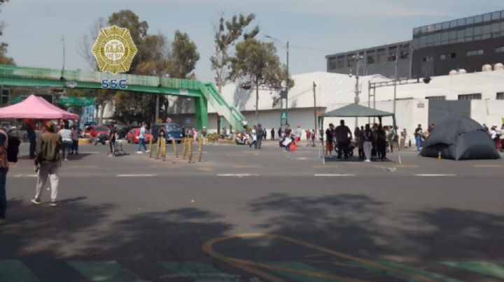 Manifestación provoca caos en Eje 2 Norte e Insurgentes