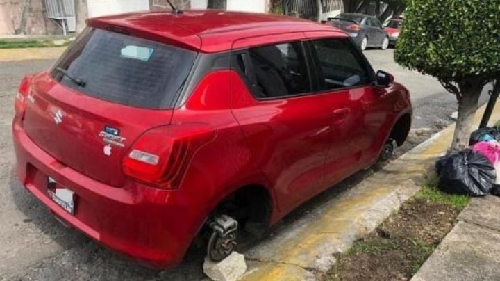 VIDEO: Dejan autos sobre tabiques; aumenta robo de llantas en Atizapán