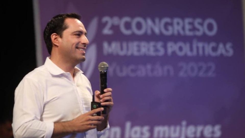 En ese marco, el Gobernador reiteró el compromiso de su administración para seguir aportando a la lucha de las mujeres en el país