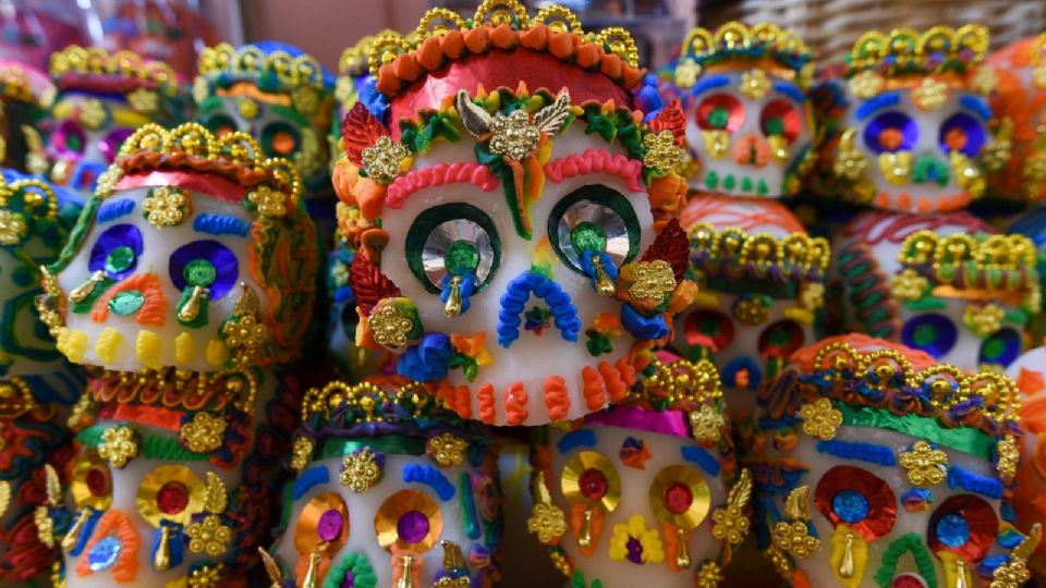 No es necesario recorrer grandes distancias para celebrar a lo grande el Dia de Muertos