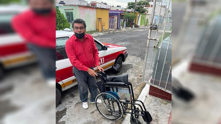 VIRAL: Taxista honrado regresa silla de ruedas en Veracruz