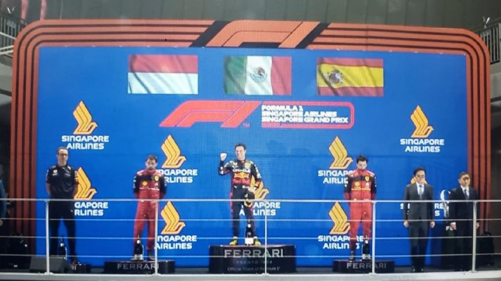 Comentaristas españoles se quejan del Himno de México tras coronación de Checo Pérez en Singapur