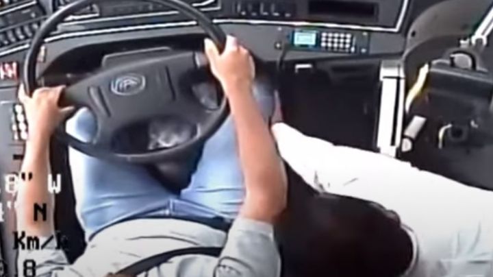 Video: Así fue el choque del trolebús elevado; señalan que fue culpa del chofer