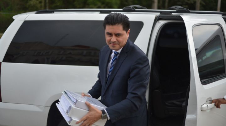 Sale de prisión Rogelio Franco; seguirá en resguardo domiciliario