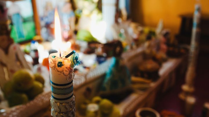 ¿Cuáles son los elementos de un altar de Día de Muertos? esto es lo que no puede faltar