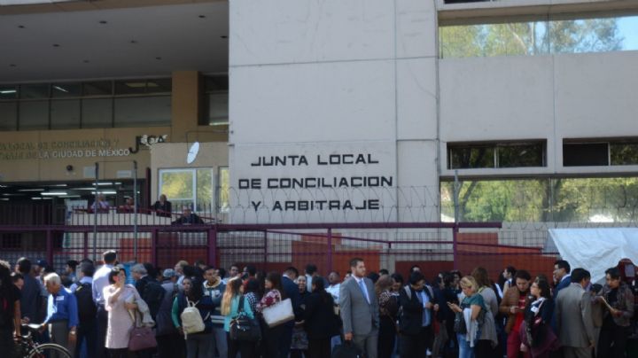 En CDMX: policías contra servidores públicos laborales