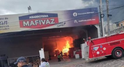 Se incendia bodega de abarrotes en Tepotzotlán