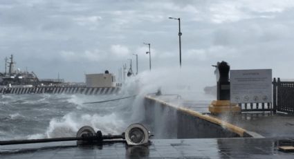 Cierran puerto de Veracruz: vientos alcanzarán 80 km/h