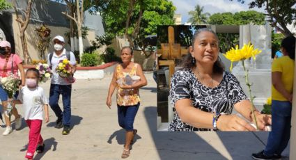 Cementerios de Coatza reciben visitantes durante Día de Muertos