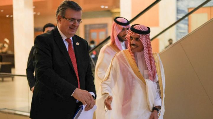 Marcelo Ebrard arranca gira por COP27, cumbre del G20 y Mundial de Qatar 2022