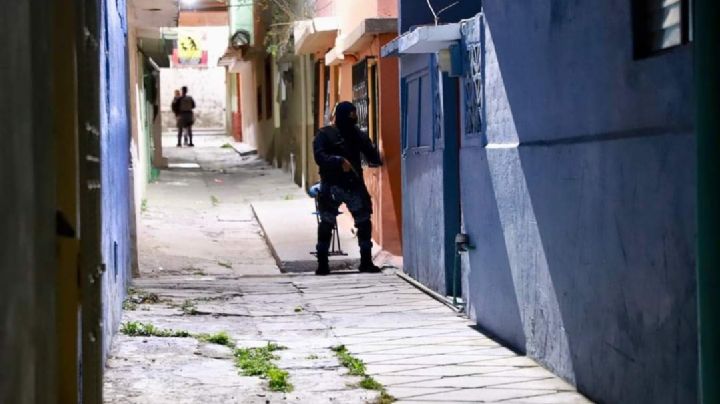 Desmantelan centro para venta de droga en colonia de Pachuca