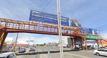 Hombre intenta aventarse desde un puente en bulevar Nuevo Hidalgo en La Reforma