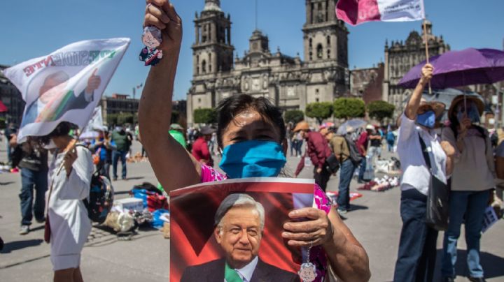 ¿Trabajadores de gobierno obligados a ir a marcha de AMLO? Esto dice la ley