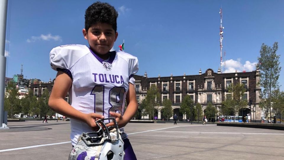 Gerzon compitió contra 900 pequeños para llegar como linebacker de la Selección Mexicana de Futbol Americano.