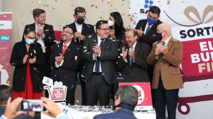 La lista de ganadores del sorteo millonario del SAT