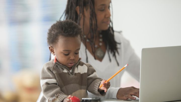 ¿Cuánto tiempo promedio dedican los hombres al cuidado de los hijos?