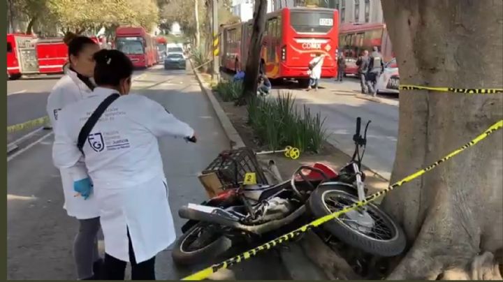 Repartidor de tortillas muere al ser atropellado por el Metrobús en Insurgentes