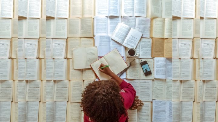 Mujeres entre letras: 5 libros de poesía escritos por mujeres