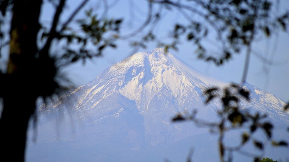 Montañistas aseguran que sujetos los detienen y les piden cuota para poder acceder al Pico de Orizaba.