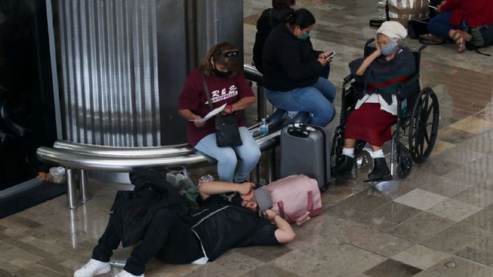 Pasajera del AICM sufre infarto en la sala de espera