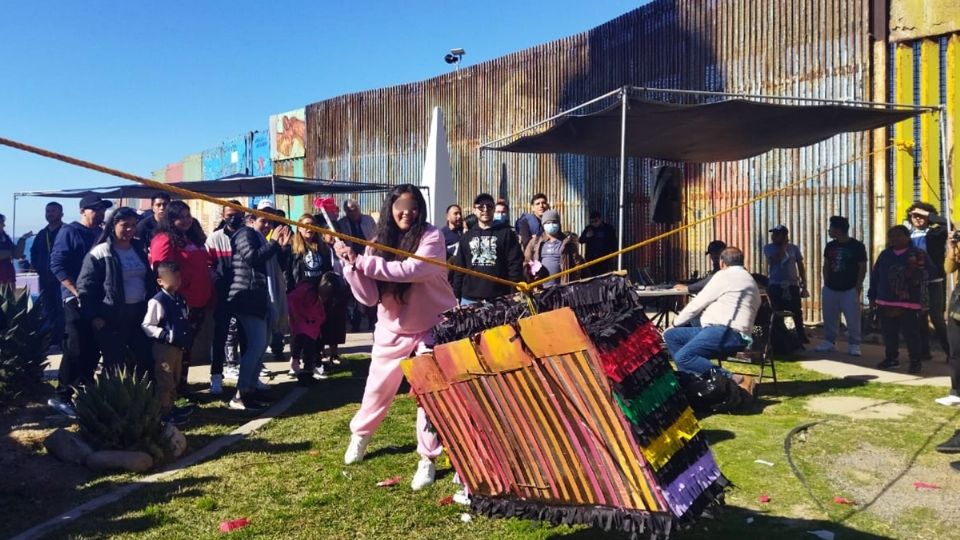 La familia de Marina Mejía, que salió hace 8 meses de El Salvador y lleva 2 meses en esta frontera huyendo de las pandillas en su país, tendrá que seguir esperando si quiere exponer su caso ante un juez de migración.