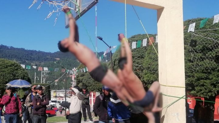 VIDEO: ¡A balazos! rescatan a 4 presuntos ladrones en Chiapas