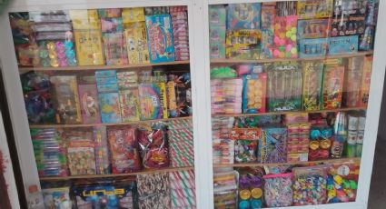 Crisis y temor por explosiones afectan ventas decembrinas de vendedores de cuetes de Tultepec
