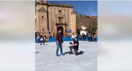 VIDEO: Amor congelado en Parral, joven propone matrimonio en pista de hielo